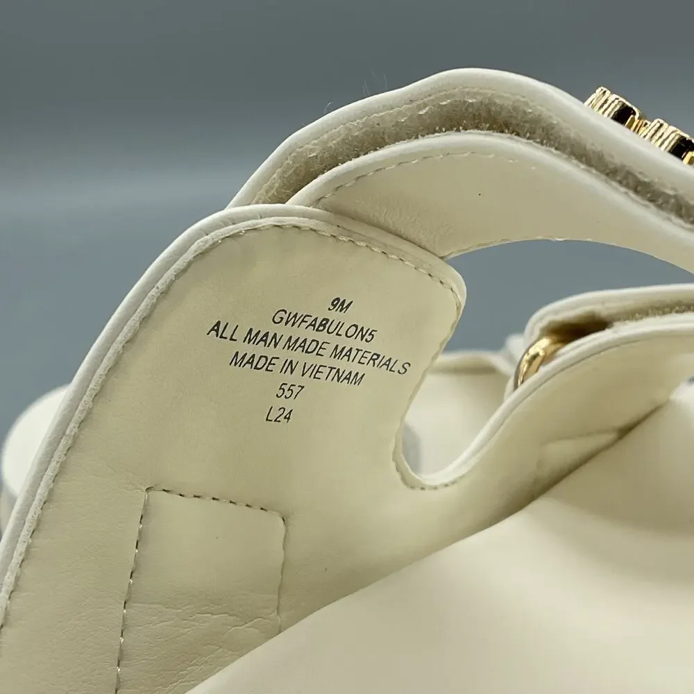 Guess color ivory